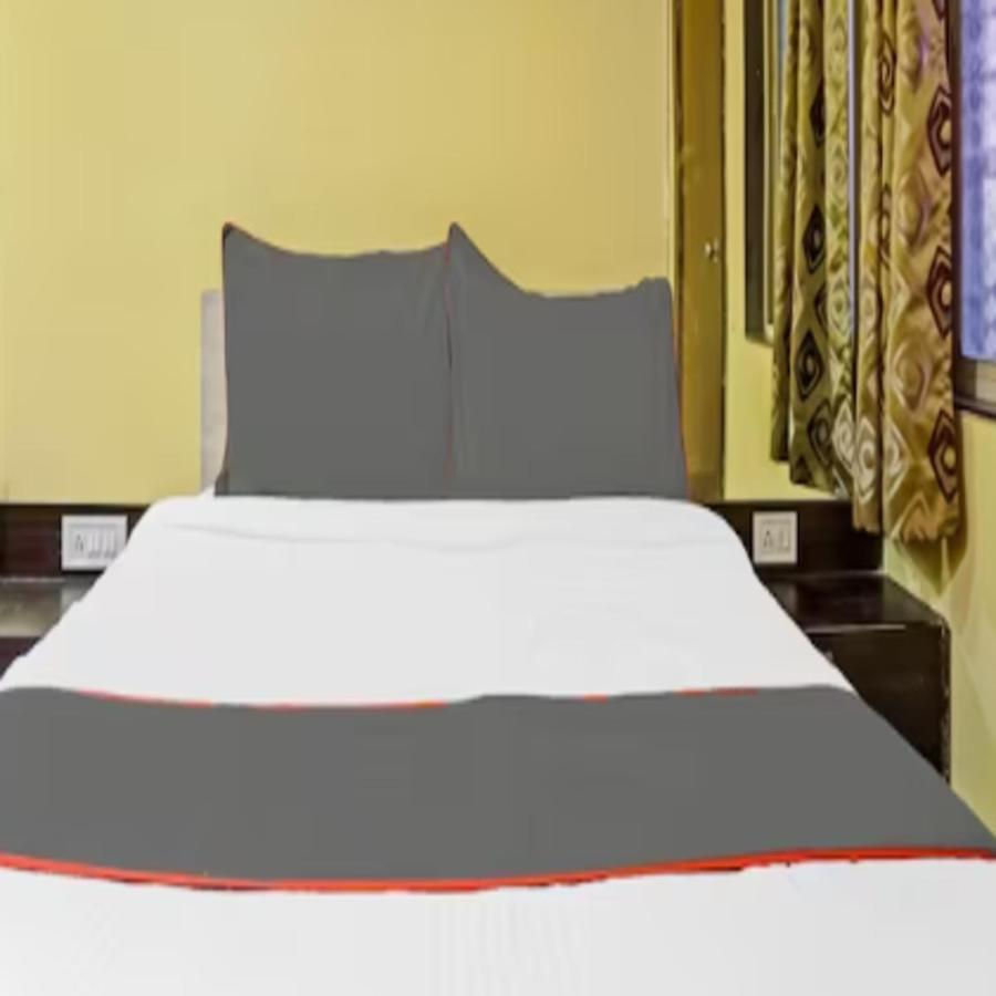 Carnival Hotel Pune Extérieur photo