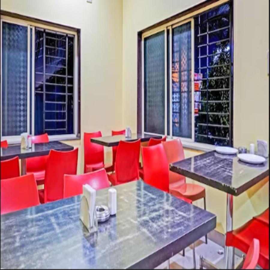 Carnival Hotel Pune Extérieur photo